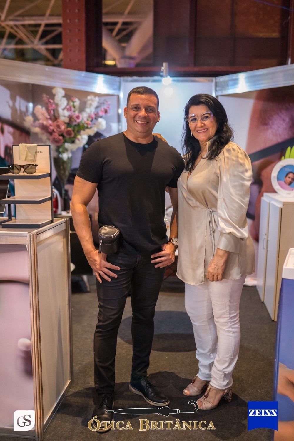 FEIRA DE NEGÓCIOS COM OTICA ZEISS E OTICA BRITÂNICA NA ESTAÇÃO DAS DOCAS , OCULOS LINDOS EM BELEM COM FOTOGRAFO GUI SAMPAIO