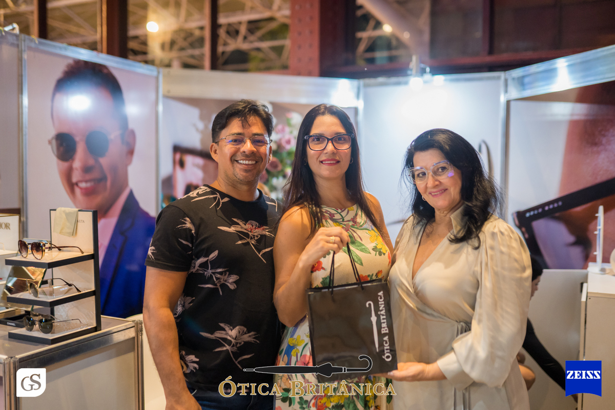 FEIRA DE NEGÓCIOS COM OTICA ZEISS E OTICA BRITÂNICA NA ESTAÇÃO DAS DOCAS , OCULOS LINDOS EM BELEM COM FOTOGRAFO GUI SAMPAIO
