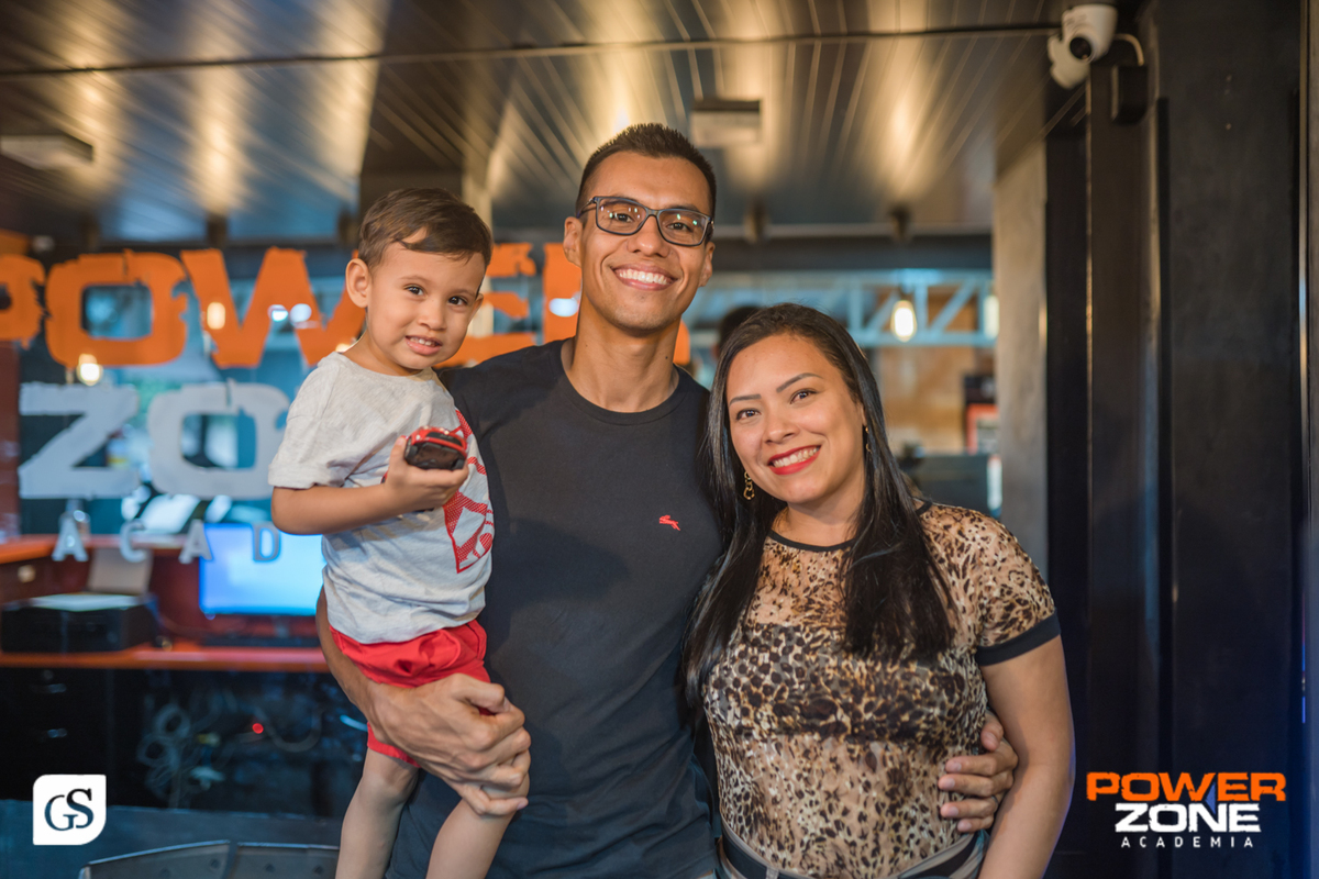 ACADEMIA EM BELÉM DO PARÁ POWER ZONE ANIVERSARIO FOTOGRAFIA FEITA PELO FOTÓGRAFO PARAENSE GUI SAMPAIO EVENTO CORPORATIVO