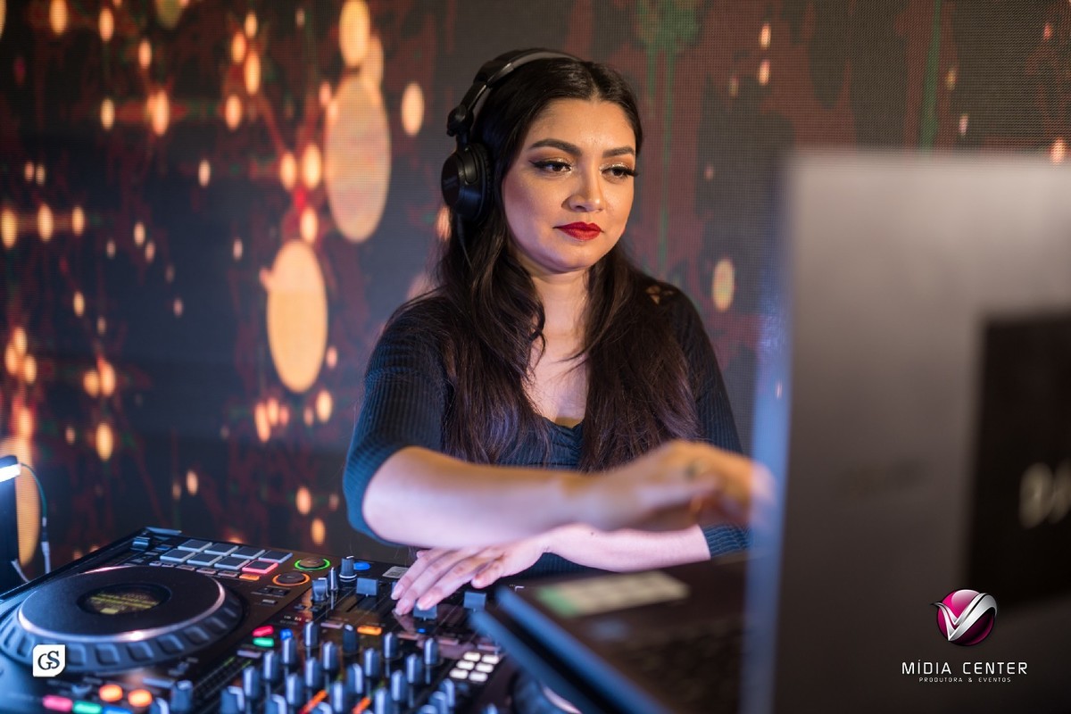 CONFRATERNIZAÇÃO MIDIA CENTER PRODUTORA E EVENTOS EMPRESA EM BELEM DO PARA ESPECIALISTA EM SOM, ILUMINAÇÃ0, VIDEOS CORPORATIVOS, PUBLICITARIOS