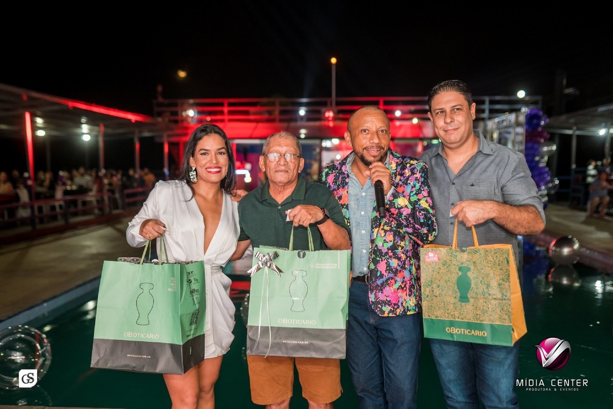 CONFRATERNIZAÇÃO MIDIA CENTER PRODUTORA E EVENTOS EMPRESA EM BELEM DO PARA ESPECIALISTA EM SOM, ILUMINAÇÃ0, VIDEOS CORPORATIVOS, PUBLICITARIOS