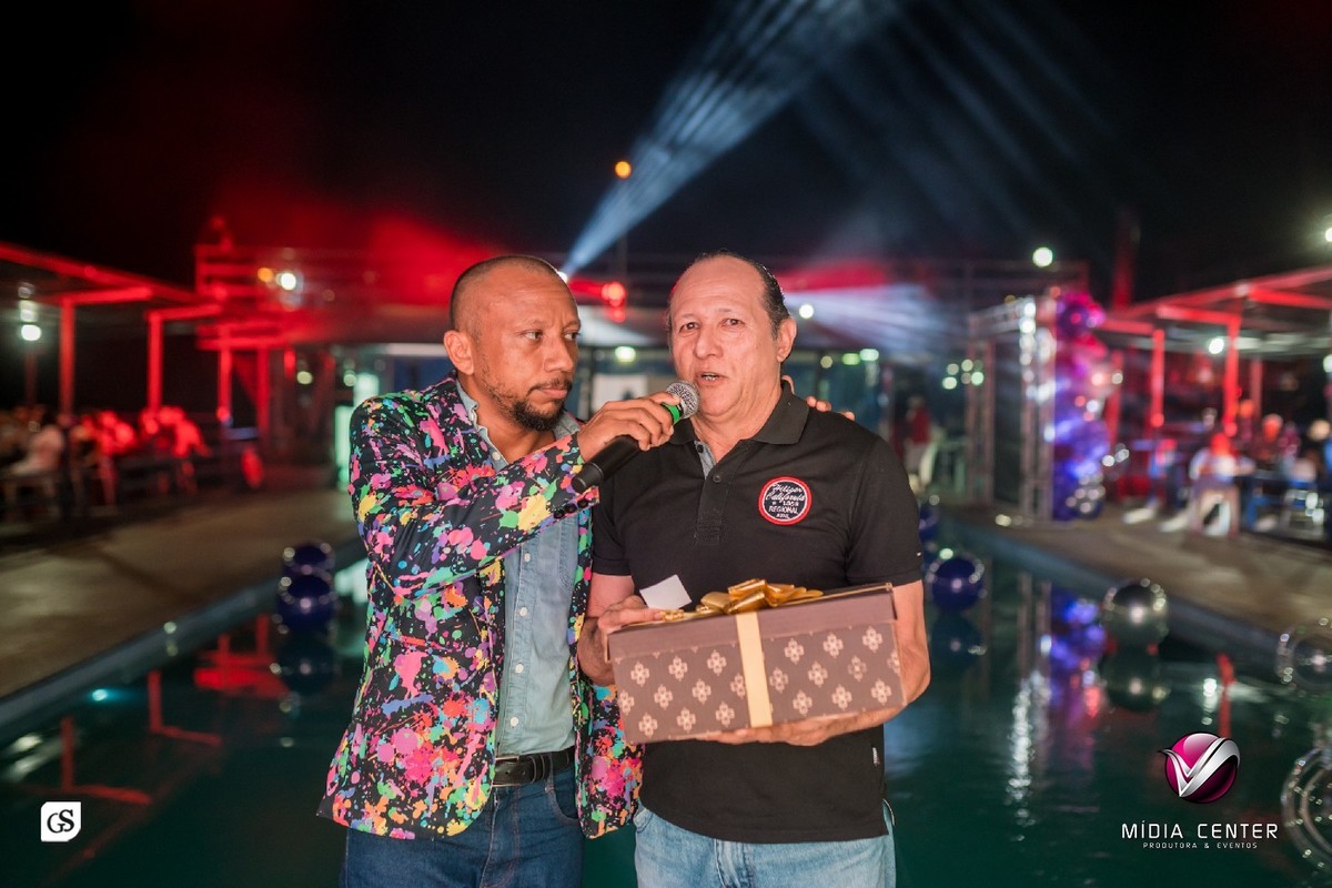 CONFRATERNIZAÇÃO MIDIA CENTER PRODUTORA E EVENTOS EMPRESA EM BELEM DO PARA ESPECIALISTA EM SOM, ILUMINAÇÃ0, VIDEOS CORPORATIVOS, PUBLICITARIOS