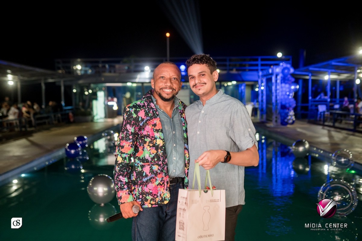 CONFRATERNIZAÇÃO MIDIA CENTER PRODUTORA E EVENTOS EMPRESA EM BELEM DO PARA ESPECIALISTA EM SOM, ILUMINAÇÃ0, VIDEOS CORPORATIVOS, PUBLICITARIOS