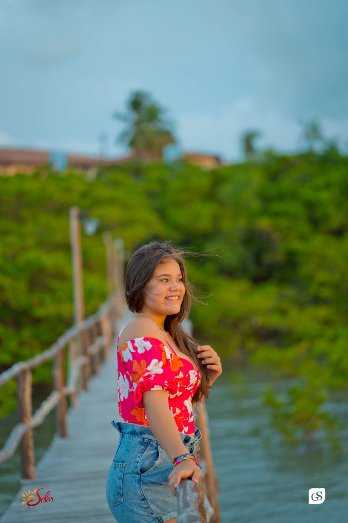 adolescente hotel solar salinópolis pa Salinas beach praias de Salinas verão julho 2020