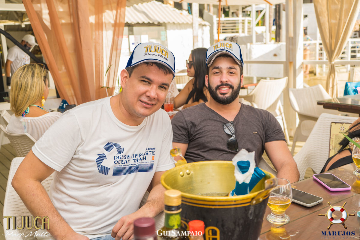 marujos praia do farol velho salinopolis pa cerveja Tijuca Salinas beach