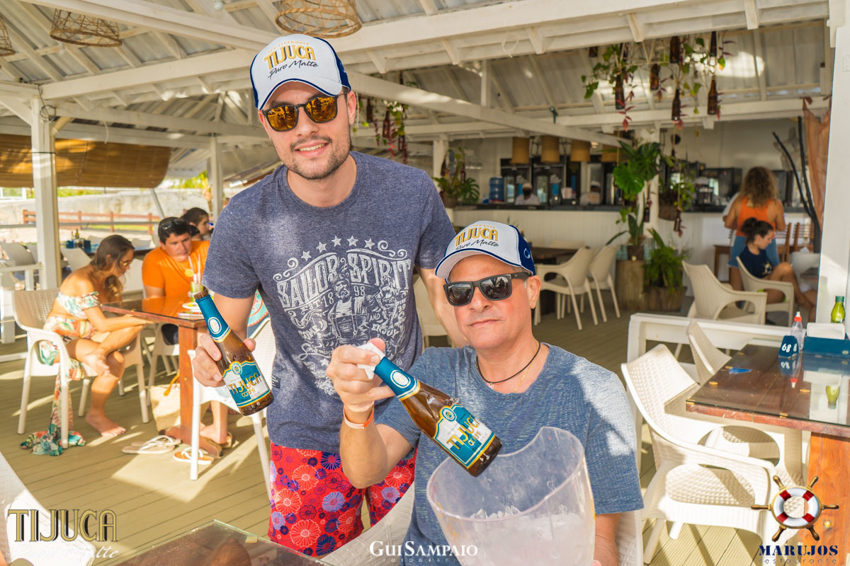 marujos praia do farol velho salinopolis pa cerveja Tijuca Salinas beach