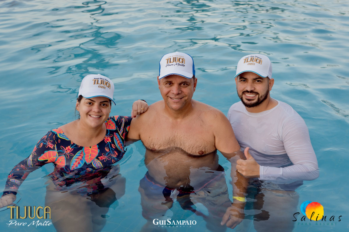 Gui Sampaio fotografia e cerveja Tijuca em salinopolis pa salinas beach no Salinas Park Resort verão 2020