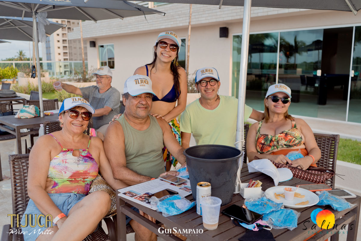 Gui Sampaio fotografia e cerveja Tijuca em salinopolis pa salinas beach no Salinas Park Resort verão 2020