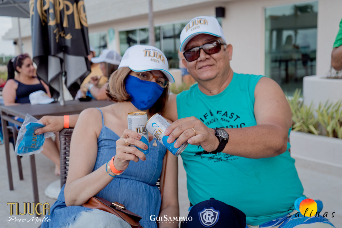 Gui Sampaio fotografia e cerveja Tijuca em salinopolis pa salinas beach no Salinas Park Resort verão 2020