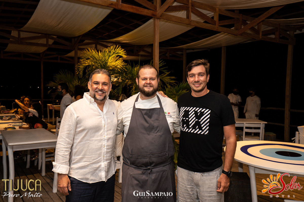 FOTOGRAFO GUI SAMPAIO NO HOTEL SOLAR EM SALINOPOLIS PA SALINAS BEACH LAZER PRAIA FAMILIA E MUITA ENERGIA COM CERVEJA TIJUCA