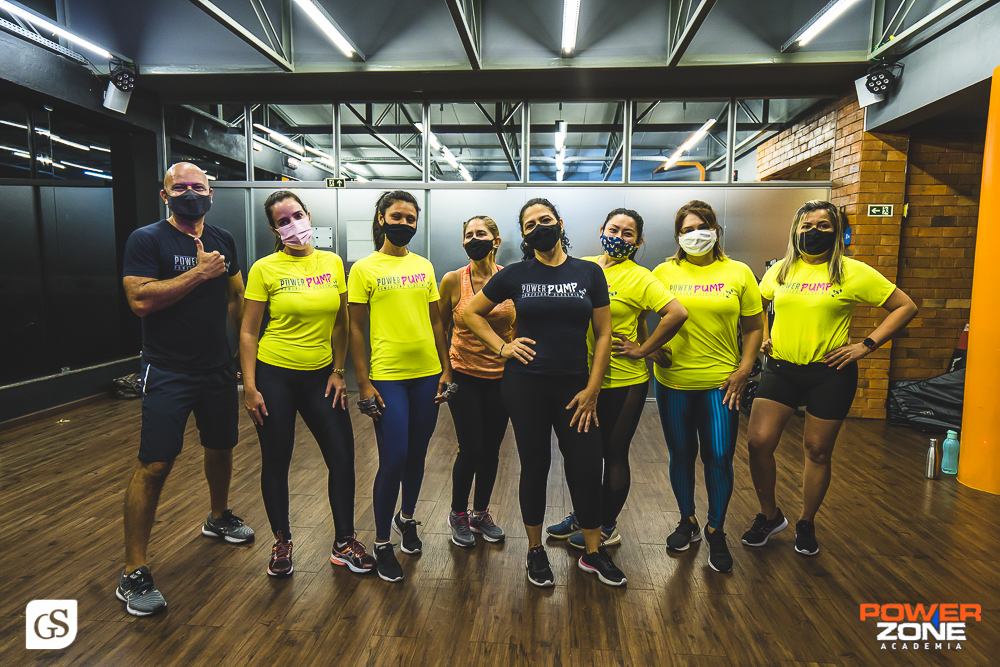 fotografo gui Sampaio na academia em belem power zone aula funcional e power pump com professora Juliana