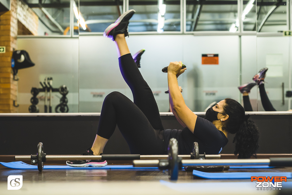 fotografo gui Sampaio na academia em belem power zone aula funcional e power pump com professora Juliana