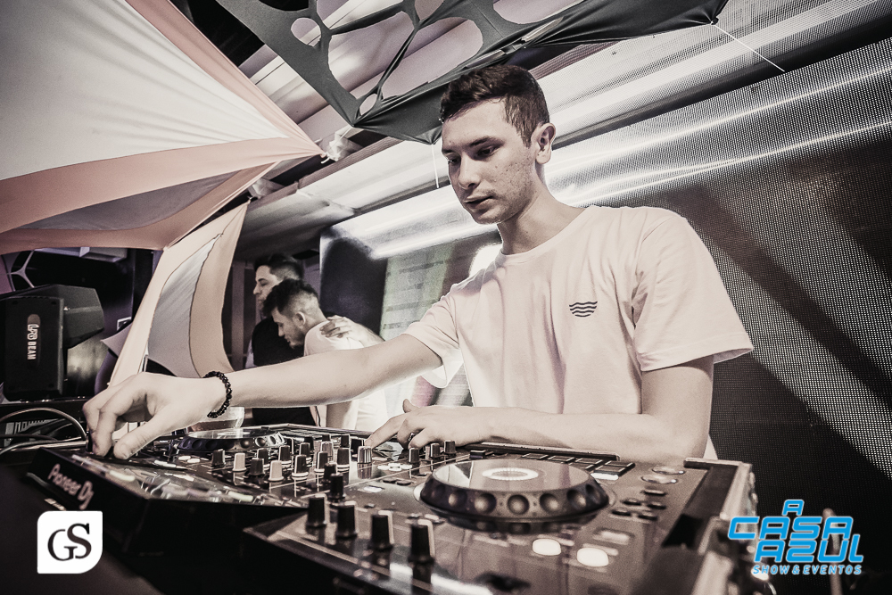 A ASA AZUL SHOW E EVENTOS ILHA PRAIA SALINOPOLIS PARA A CASA MAIS CHARMOSA DE SALINAS COM RESTALRANTE PIZZARIA ITALIANA MELHOR PIZZA HOTEL HOSPEDAGEM INAUGURAÇÃO DA BOATE EM SALINAS NO HALLOWEEN COM MULHERES BONITAS LINDAS E FOTOGRAFO PARAENSE GUI SAMPAIO