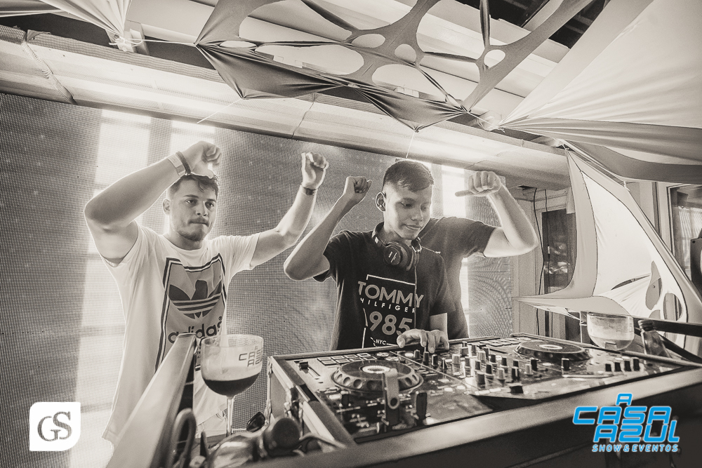 A ASA AZUL SHOW E EVENTOS ILHA PRAIA SALINOPOLIS PARA A CASA MAIS CHARMOSA DE SALINAS COM RESTALRANTE PIZZARIA ITALIANA MELHOR PIZZA HOTEL HOSPEDAGEM INAUGURAÇÃO DA BOATE EM SALINAS NO HALLOWEEN COM MULHERES BONITAS LINDAS E FOTOGRAFO PARAENSE GUI SAMPAIO