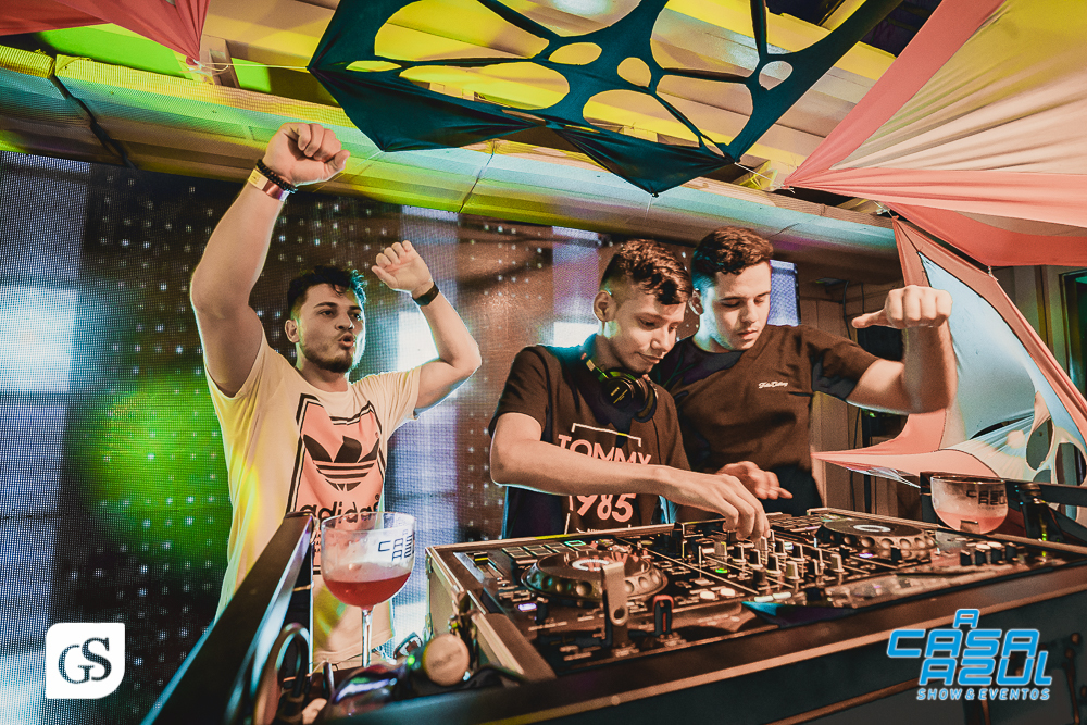 A ASA AZUL SHOW E EVENTOS ILHA PRAIA SALINOPOLIS PARA A CASA MAIS CHARMOSA DE SALINAS COM RESTALRANTE PIZZARIA ITALIANA MELHOR PIZZA HOTEL HOSPEDAGEM INAUGURAÇÃO DA BOATE EM SALINAS NO HALLOWEEN COM MULHERES BONITAS LINDAS E FOTOGRAFO PARAENSE GUI SAMPAIO