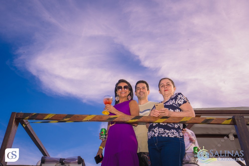 SUN SET SALINAS  CATAMARÃS SALINOPOLIS PARA CATAMARAN PRAIA BEACH PASSEIO POR DO SOL FESTA HALLOWEEN MAR GENTE BONITA MULHERES FAMILIA LINDAS FOTOGRAFO PARAENSE GUI SAMPAIO FINAL DE TARDE AGRADAVEL TURISMO ALTO MAR FELICIDADE AMOR ALEGRIA FESTA BOA MUSICA