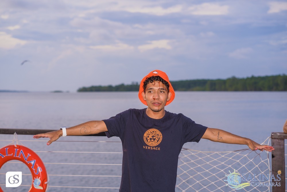 SUN SET SALINAS  CATAMARÃS SALINOPOLIS PARA CATAMARAN PRAIA BEACH PASSEIO POR DO SOL FESTA HALLOWEEN MAR GENTE BONITA MULHERES FAMILIA LINDAS FOTOGRAFO PARAENSE GUI SAMPAIO FINAL DE TARDE AGRADAVEL TURISMO ALTO MAR FELICIDADE AMOR ALEGRIA FESTA BOA MUSICA