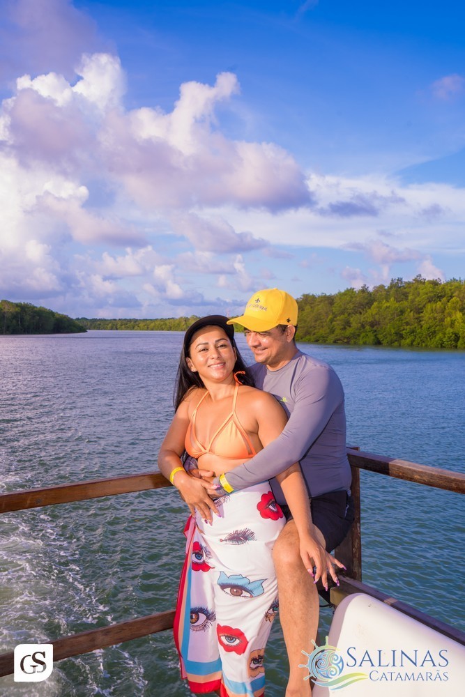 SUN SET SALINAS  CATAMARÃS SALINOPOLIS PARA CATAMARAN PRAIA BEACH PASSEIO POR DO SOL FESTA HALLOWEEN MAR GENTE BONITA MULHERES FAMILIA LINDAS FOTOGRAFO PARAENSE GUI SAMPAIO FINAL DE TARDE AGRADAVEL TURISMO ALTO MAR FELICIDADE AMOR ALEGRIA FESTA BOA MUSICA