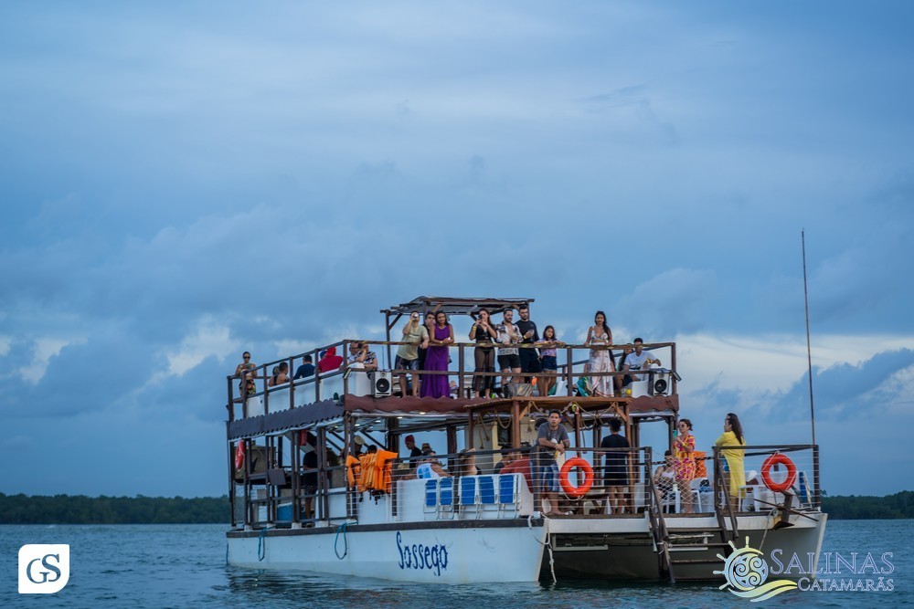 SUN SET SALINAS  CATAMARÃS SALINOPOLIS PARA CATAMARAN PRAIA BEACH PASSEIO POR DO SOL FESTA HALLOWEEN MAR GENTE BONITA MULHERES FAMILIA LINDAS FOTOGRAFO PARAENSE GUI SAMPAIO FINAL DE TARDE AGRADAVEL TURISMO ALTO MAR FELICIDADE AMOR ALEGRIA FESTA BOA MUSICA