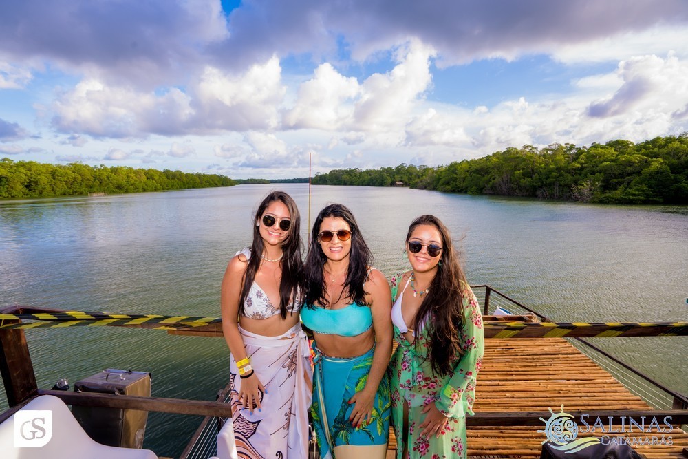 SUN SET SALINAS  CATAMARÃS SALINOPOLIS PARA CATAMARAN PRAIA BEACH PASSEIO POR DO SOL FESTA HALLOWEEN MAR GENTE BONITA MULHERES FAMILIA LINDAS FOTOGRAFO PARAENSE GUI SAMPAIO FINAL DE TARDE AGRADAVEL TURISMO ALTO MAR FELICIDADE AMOR ALEGRIA FESTA BOA MUSICA