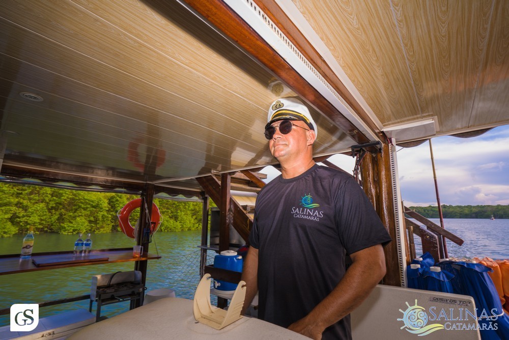 SUN SET SALINAS  CATAMARÃS SALINOPOLIS PARA CATAMARAN PRAIA BEACH PASSEIO POR DO SOL FESTA HALLOWEEN MAR GENTE BONITA MULHERES FAMILIA LINDAS FOTOGRAFO PARAENSE GUI SAMPAIO FINAL DE TARDE AGRADAVEL TURISMO ALTO MAR FELICIDADE AMOR ALEGRIA FESTA BOA MUSICA