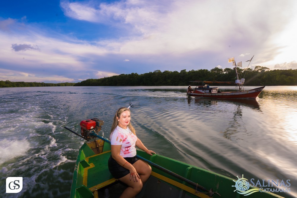 SUN SET SALINAS  CATAMARÃS SALINOPOLIS PARA CATAMARAN PRAIA BEACH PASSEIO POR DO SOL FESTA HALLOWEEN MAR GENTE BONITA MULHERES FAMILIA LINDAS FOTOGRAFO PARAENSE GUI SAMPAIO FINAL DE TARDE AGRADAVEL TURISMO ALTO MAR FELICIDADE AMOR ALEGRIA FESTA BOA MUSICA