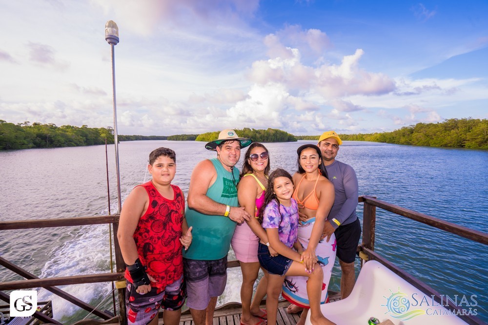 SUN SET SALINAS  CATAMARÃS SALINOPOLIS PARA CATAMARAN PRAIA BEACH PASSEIO POR DO SOL FESTA HALLOWEEN MAR GENTE BONITA MULHERES FAMILIA LINDAS FOTOGRAFO PARAENSE GUI SAMPAIO FINAL DE TARDE AGRADAVEL TURISMO ALTO MAR FELICIDADE AMOR ALEGRIA FESTA BOA MUSICA