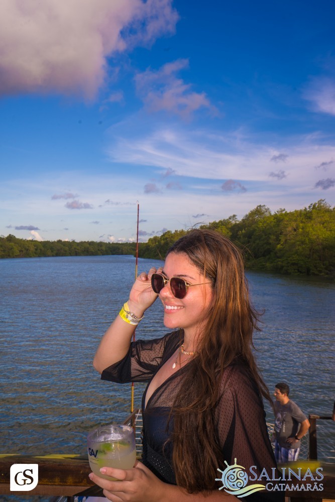 SUN SET SALINAS  CATAMARÃS SALINOPOLIS PARA CATAMARAN PRAIA BEACH PASSEIO POR DO SOL FESTA HALLOWEEN MAR GENTE BONITA MULHERES FAMILIA LINDAS FOTOGRAFO PARAENSE GUI SAMPAIO FINAL DE TARDE AGRADAVEL TURISMO ALTO MAR FELICIDADE AMOR ALEGRIA FESTA BOA MUSICA