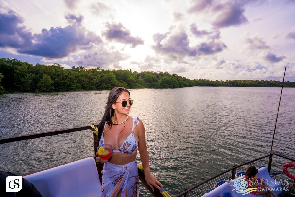 SUN SET SALINAS  CATAMARÃS SALINOPOLIS PARA CATAMARAN PRAIA BEACH PASSEIO POR DO SOL FESTA HALLOWEEN MAR GENTE BONITA MULHERES FAMILIA LINDAS FOTOGRAFO PARAENSE GUI SAMPAIO FINAL DE TARDE AGRADAVEL TURISMO ALTO MAR FELICIDADE AMOR ALEGRIA FESTA BOA MUSICA