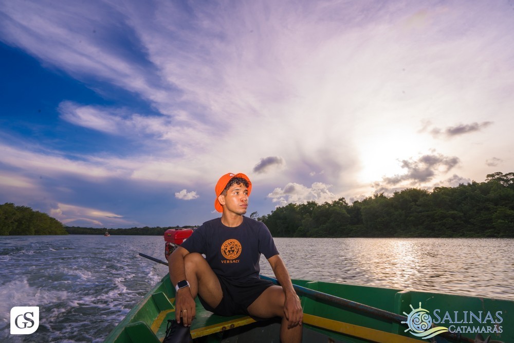 SUN SET SALINAS  CATAMARÃS SALINOPOLIS PARA CATAMARAN PRAIA BEACH PASSEIO POR DO SOL FESTA HALLOWEEN MAR GENTE BONITA MULHERES FAMILIA LINDAS FOTOGRAFO PARAENSE GUI SAMPAIO FINAL DE TARDE AGRADAVEL TURISMO ALTO MAR FELICIDADE AMOR ALEGRIA FESTA BOA MUSICA