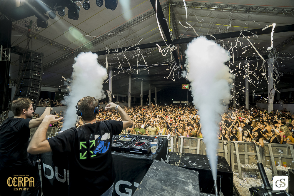 SHOW ARENA ROMA PRAIA ATALAIA SALINAS BEACH PA FOTOGRAFO PARAENSE GUI SAMPAIO SALINOPOLIS PARA PATROCINIO CERVEJA CERPA EXPORT REVEILLON 2022PRAIAS PELO BRASIL PRAIAS PELO MUNDO PRAIAS PELO PARA VIDA DE FOTOGRAFO DE BELEM SHOWS E EVENTOS AÇŌES AGENCIA 