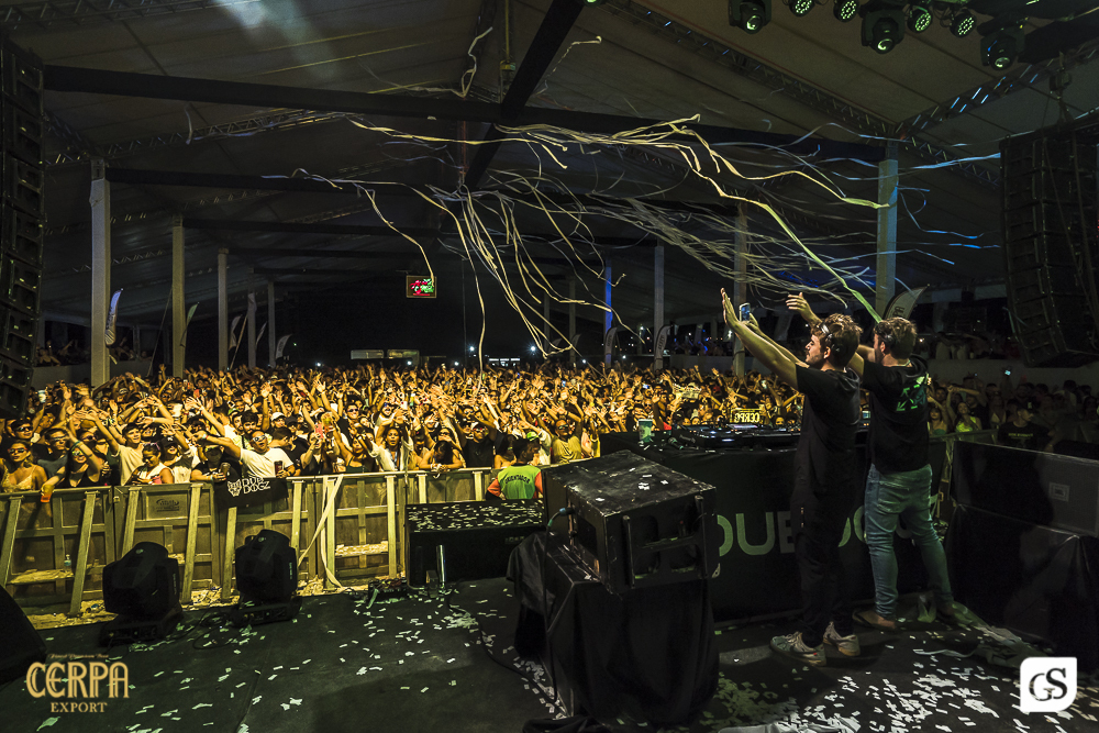 SHOW ARENA ROMA PRAIA ATALAIA SALINAS BEACH PA FOTOGRAFO PARAENSE GUI SAMPAIO SALINOPOLIS PARA PATROCINIO CERVEJA CERPA EXPORT REVEILLON 2022PRAIAS PELO BRASIL PRAIAS PELO MUNDO PRAIAS PELO PARA VIDA DE FOTOGRAFO DE BELEM SHOWS E EVENTOS AÇŌES AGENCIA 