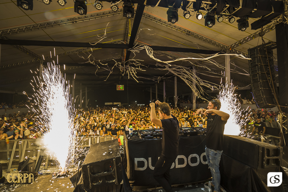 SHOW ARENA ROMA PRAIA ATALAIA SALINAS BEACH PA FOTOGRAFO PARAENSE GUI SAMPAIO SALINOPOLIS PARA PATROCINIO CERVEJA CERPA EXPORT REVEILLON 2022PRAIAS PELO BRASIL PRAIAS PELO MUNDO PRAIAS PELO PARA VIDA DE FOTOGRAFO DE BELEM SHOWS E EVENTOS AÇŌES AGENCIA 