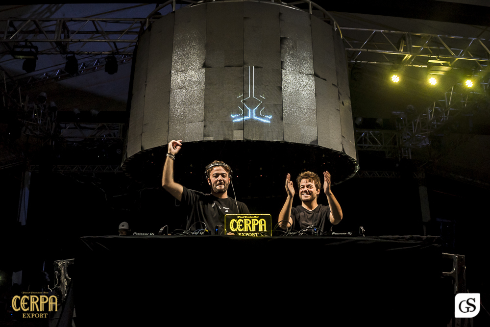 SHOW ARENA ROMA PRAIA ATALAIA SALINAS BEACH PA FOTOGRAFO PARAENSE GUI SAMPAIO SALINOPOLIS PARA PATROCINIO CERVEJA CERPA EXPORT REVEILLON 2022PRAIAS PELO BRASIL PRAIAS PELO MUNDO PRAIAS PELO PARA VIDA DE FOTOGRAFO DE BELEM SHOWS E EVENTOS AÇŌES AGENCIA 