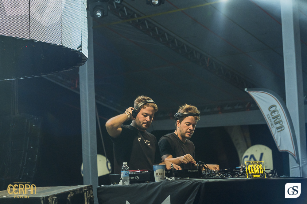 SHOW ARENA ROMA PRAIA ATALAIA SALINAS BEACH PA FOTOGRAFO PARAENSE GUI SAMPAIO SALINOPOLIS PARA PATROCINIO CERVEJA CERPA EXPORT REVEILLON 2022PRAIAS PELO BRASIL PRAIAS PELO MUNDO PRAIAS PELO PARA VIDA DE FOTOGRAFO DE BELEM SHOWS E EVENTOS AÇŌES AGENCIA 