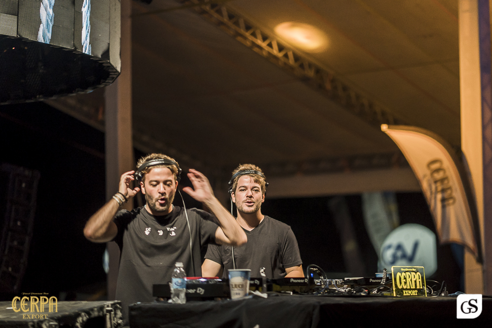 SHOW ARENA ROMA PRAIA ATALAIA SALINAS BEACH PA FOTOGRAFO PARAENSE GUI SAMPAIO SALINOPOLIS PARA PATROCINIO CERVEJA CERPA EXPORT REVEILLON 2022PRAIAS PELO BRASIL PRAIAS PELO MUNDO PRAIAS PELO PARA VIDA DE FOTOGRAFO DE BELEM SHOWS E EVENTOS AÇŌES AGENCIA 