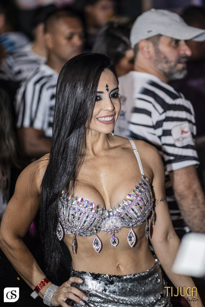bloco Kalango carnaval 2022 belem para patrocínio cerveja Tijuca puro malte fotografo paraense Gui Sampaio shows e eventos por belem mulheres bonitas paraenses show Ricardo chaves folia