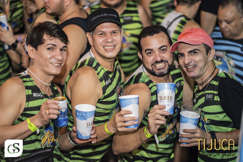 bloco Kalango carnaval 2022 belem para patrocínio cerveja Tijuca puro malte fotografo paraense Gui Sampaio shows e eventos por belem mulheres bonitas paraenses show Ricardo chaves folia