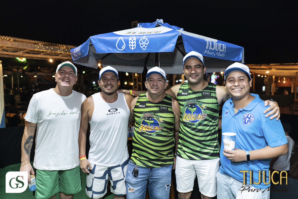 bloco Kalango carnaval 2022 belem para patrocínio cerveja Tijuca puro malte fotografo paraense Gui Sampaio shows e eventos por belem mulheres bonitas paraenses show Ricardo chaves folia
