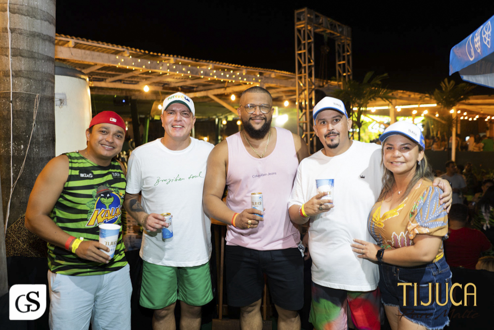 bloco Kalango carnaval 2022 belem para patrocínio cerveja Tijuca puro malte fotografo paraense Gui Sampaio shows e eventos por belem mulheres bonitas paraenses show Ricardo chaves folia
