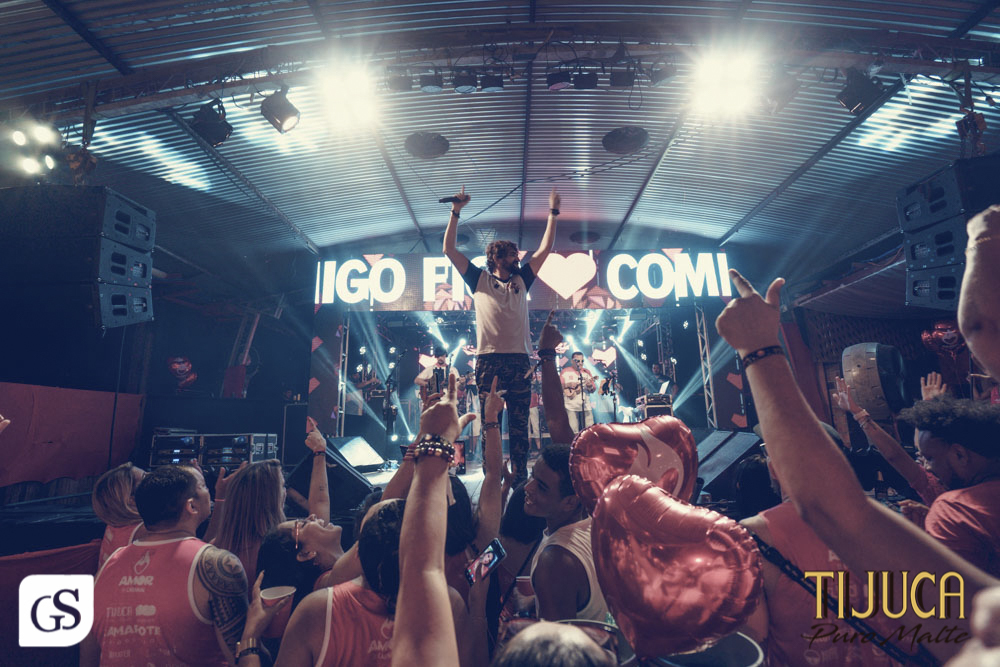 bloco FICA COMIGO carnaval 2022 belem para patrocínio cerveja Tijuca puro malte fotografo paraense Gui Sampaio shows e eventos por belem mulheres bonitas paraenses  folia