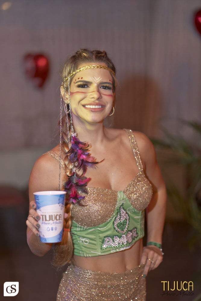 bloco FICA COMIGO carnaval 2022 belem para patrocínio cerveja Tijuca puro malte fotografo paraense Gui Sampaio shows e eventos por belem mulheres bonitas paraenses  folia