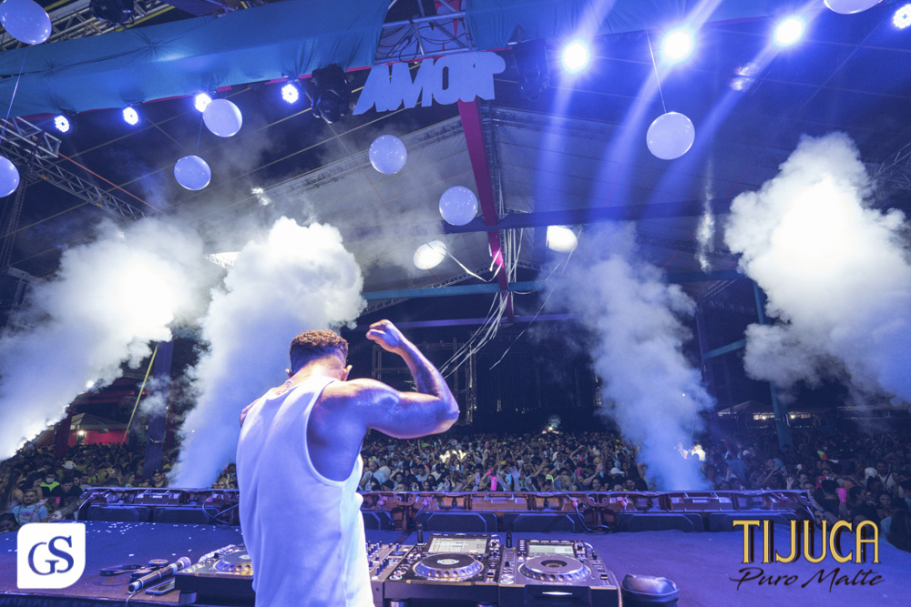 Roma eventos bloco amor em Roma  carnaval 2022 belem para patrocínio cerveja Tijuca puro malte fotografo paraense Gui Sampaio shows e eventos por belem mulheres bonitas paraenses  folia 