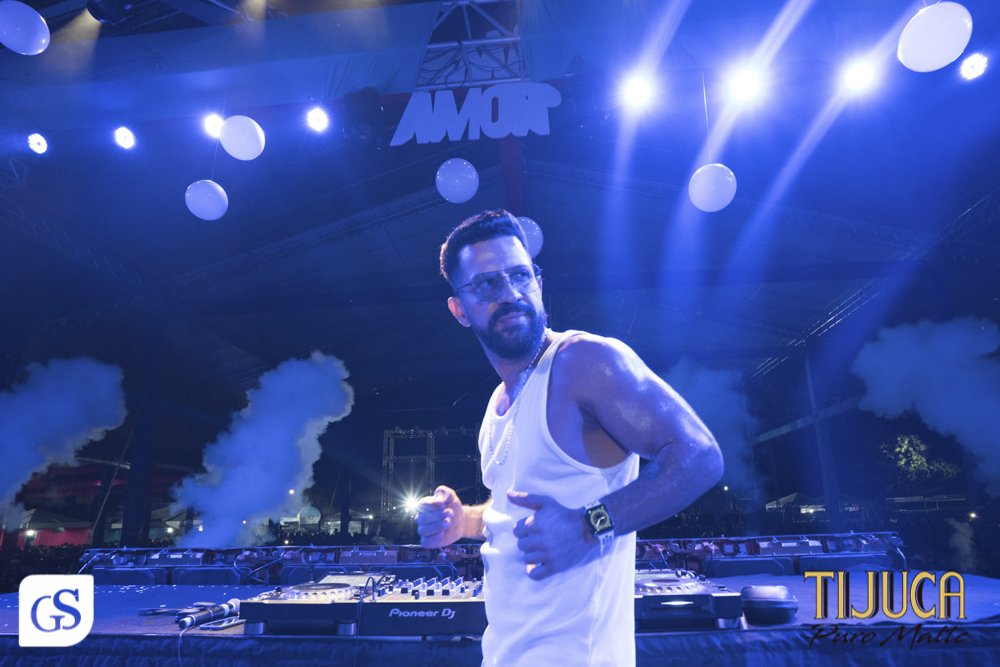 Roma eventos bloco amor em Roma  carnaval 2022 belem para patrocínio cerveja Tijuca puro malte fotografo paraense Gui Sampaio shows e eventos por belem mulheres bonitas paraenses  folia 