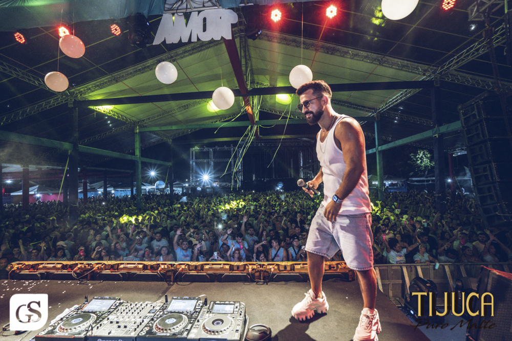 Roma eventos bloco amor em Roma  carnaval 2022 belem para patrocínio cerveja Tijuca puro malte fotografo paraense Gui Sampaio shows e eventos por belem mulheres bonitas paraenses  folia 