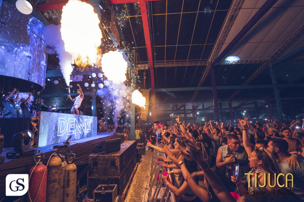 Roma eventos bloco amor em Roma  carnaval 2022 belem para patrocínio cerveja Tijuca puro malte fotografo paraense Gui Sampaio shows e eventos por belem mulheres bonitas paraenses  folia 