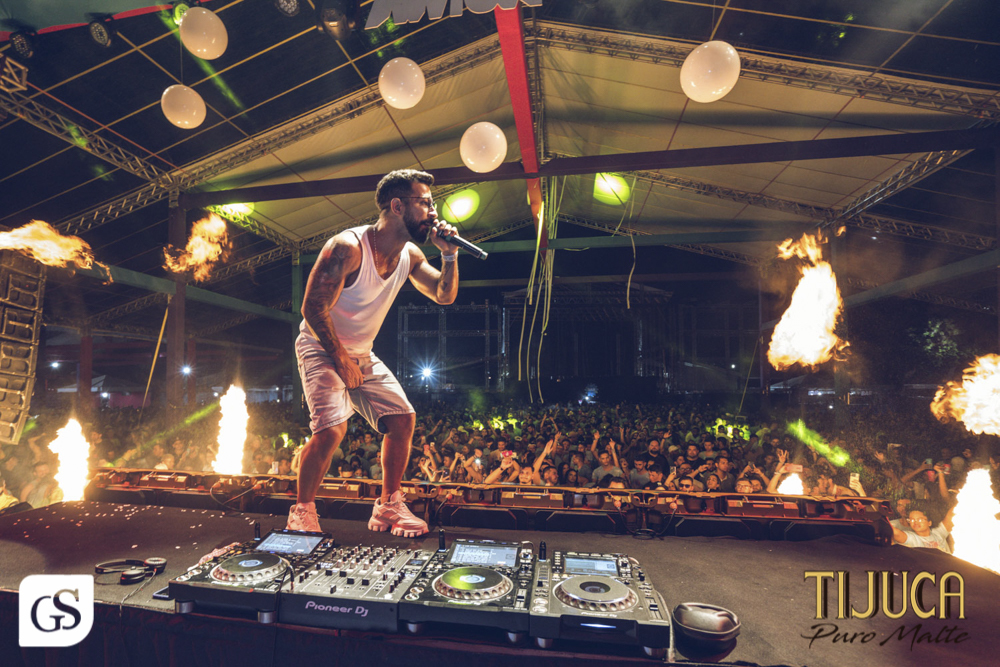 Roma eventos bloco amor em Roma  carnaval 2022 belem para patrocínio cerveja Tijuca puro malte fotografo paraense Gui Sampaio shows e eventos por belem mulheres bonitas paraenses  folia 