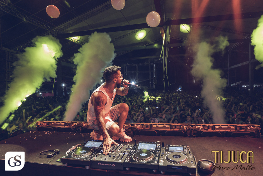 Roma eventos bloco amor em Roma  carnaval 2022 belem para patrocínio cerveja Tijuca puro malte fotografo paraense Gui Sampaio shows e eventos por belem mulheres bonitas paraenses  folia 