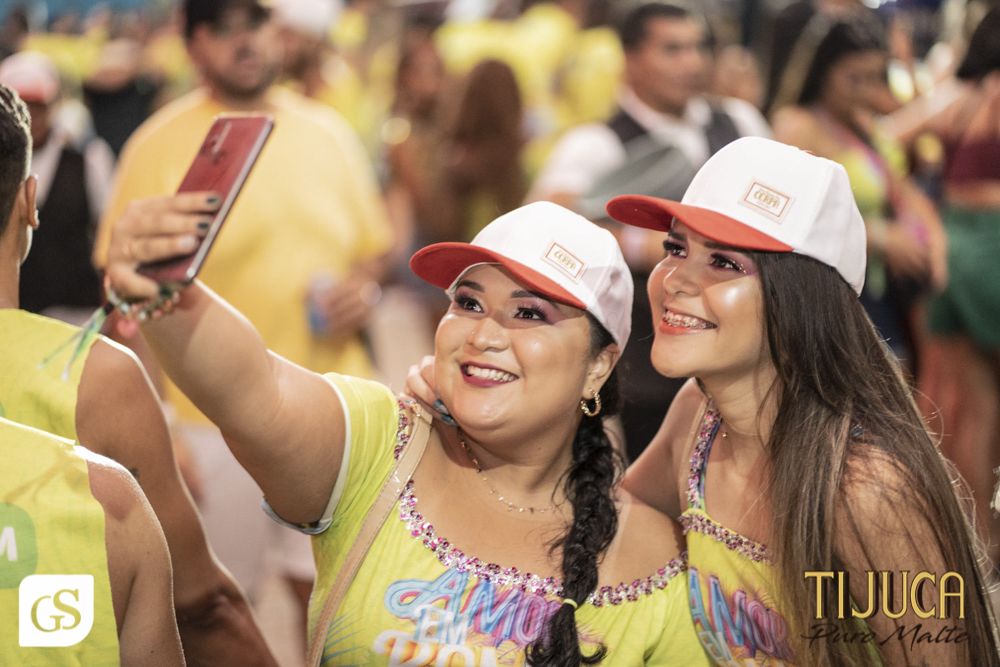 Roma eventos bloco amor em Roma  carnaval 2022 belem para patrocínio cerveja Tijuca puro malte fotografo paraense Gui Sampaio shows e eventos por belem mulheres bonitas paraenses  folia 