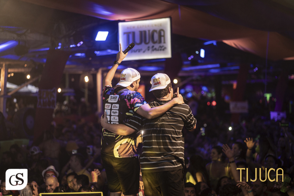 bloco nao era amor carnaval 2022 belem para patrocínio cerveja Tijuca puro malte fotografo paraense Gui Sampaio shows e eventos por belem mulheres bonitas paraenses  folia 